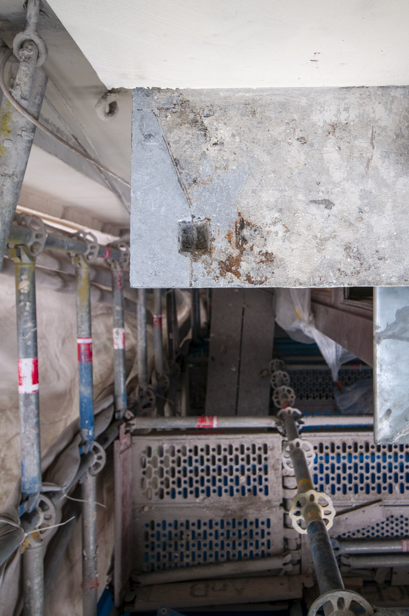 Angles en pierre bleue