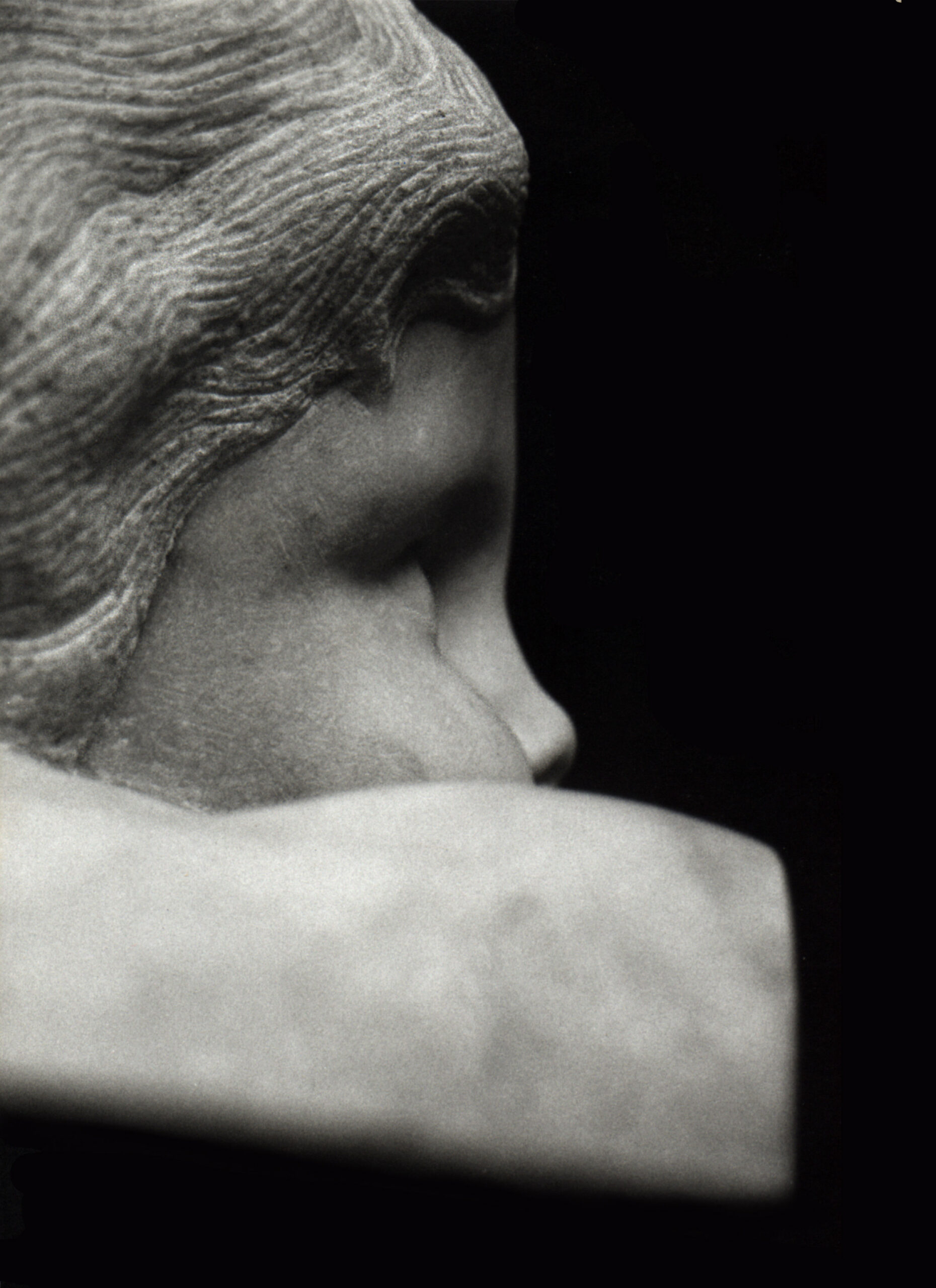 putto en marbre blanc